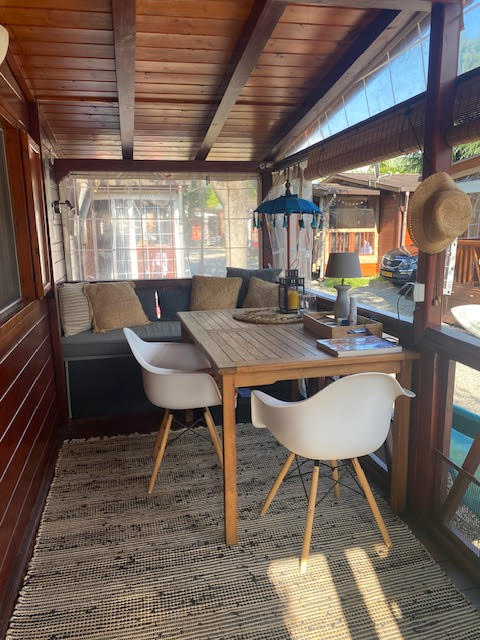 veranda